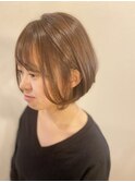 ショートボブ