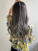 エル セルカ 高田馬場(el CERCA)&nbsp;ホワイトシルバーグラデーション★【el CERCA高田馬場】