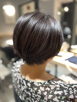 シーク(Seek) ショートボブ