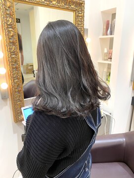 コワファースト  させぼ五番街店(COIFF1RST) 透けるダーグアッシュカラー