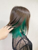 ギャラクシー ヘアードレッサーズ(galaxy hairdressers)&nbsp;原色派手カラーインナーグリーン