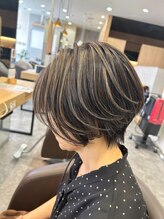 モードケイズ アミュー 厚木店(MODE K's amyu) コントラストハイライト×くびれショート