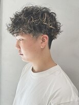 ボタンヘアー 日吉(BoTaN HAIR) ツイスパ/ハイライト/波巻/刈り上げ/メンズパーマ/日吉