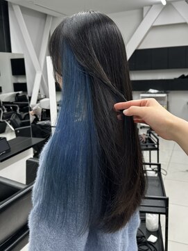 アライブ キチジョウジ(ALIVE Kichijoji) 地毛を活かしたインナーカラー！