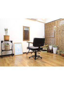 【カット専門店☆】お手頃プライスでも高クオリティ＊カットだけで良いのに…というメンテナンスにも♪