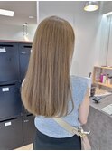 大人可愛いミルクティーベージュハイライトオリーブ