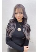 透明感のあるラベンダーグレー