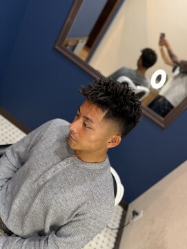 バーバーショップ ライズ(Barber Shop RAIzE) スキンフェード