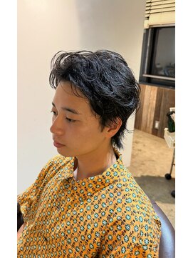 ビハインドザカーテン(BEHIND THE CURTAIN) 【初めての方にオススメ】フェザーパーマ