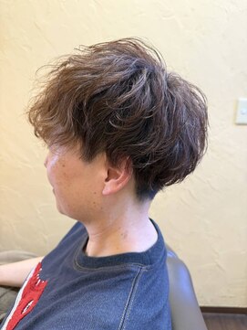 カズミ(KAZMI) ツイストスパイラルパーマ