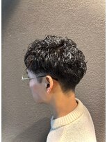 ヤスムラ(YASUMURA)&nbsp;ちょうどいいを作るメンズショートパーマ【西宮北口/理容室】