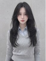 ユーフォリア 新宿通り(Euphoria)&nbsp;韓国暗髪ロングレイヤーセンターパートくびれワンホン
