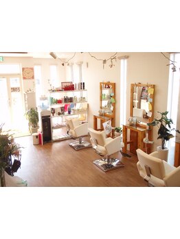 ≪お子様同伴可◎≫日々頑張っているママさん必見♪自分へのご褒美時間をhair studio Monoでお過ごし下さい