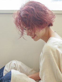 オフヘアショップ(OFF HAIRSHOP)の写真/【博多駅から徒歩5分】話題のイルミナ、アディクシー導入サロン☆デザインカラーは[OFF.HAIRSHOP]にお任せ