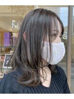 カッツ 元町店(CUT S) オリーブベージュ