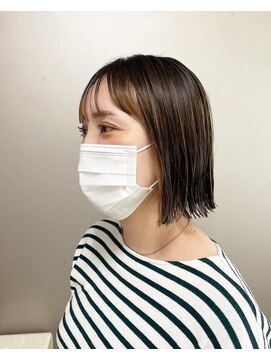 ピエドプールポッシュ(PiED DE POULE POCHE) ジェルスタイリングの切りっぱなしボブ