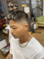 アンダーバーホワイトモデ 河内長野(_WHITE mode)&nbsp;☆ クロップスタイル　フェードカット