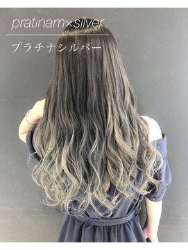 バトー(bAteAu) ダブルカラー、インナーカラー、ハイライト、エクステ、ブリーチ