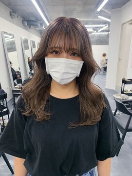 イーチ 吉祥寺(EACH) 〔まつり〕韓国風くびれヘア×オリーブベージュ