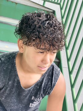 ワールドシップコウベ(WORLD SHIP KOBE) プードルパーマ