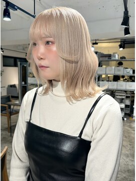 ニュート(Neut ) ハイトーンカラー/ブリーチカラー/ホワイトベージュカラー/艶髪