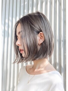 ブレス(BRACE) ナチュラルボブ／グレージュ／20代30代40代／代切りっぱなしボブ