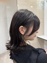 カイノ いずみおおつCITY店(KAINO) 顔まわりレイヤー×外ハネミディアム