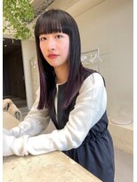 アーバン(URBAN.)&nbsp;【ワイドバング×ストレートヘア】KANAKO