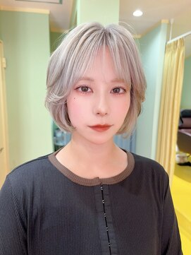 エマ(emma) 巻きショートBOB!ホワイトカラー!!