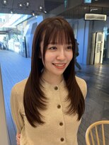 エクリジユウガオカ(equri Jiyugaoka)&nbsp;大人可愛いロングレイヤー｜上品な動きと抜け感スタイル