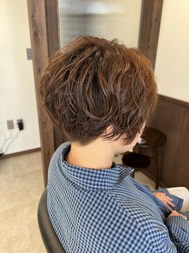 ネオ(NEO) ニュアンス刈り上げショート