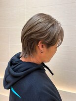 ディックス 浜野店(dix) 透明感グレージュ×ショートで魅せる大人クールスタイル