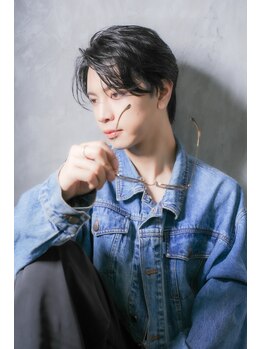 モニカ 新横浜店(Monica)の写真/［カット＋ツイストパーマorスパイラルパーマ　￥12,900］流行のバーバーカットも◎ON/OFFキマる*[新横浜]