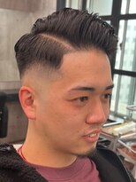 エリマ 横浜西口(elima)&nbsp;スキンフェードの七三バーバーショート◎