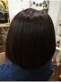 ミディアムボブ ツヤ髪スタイル