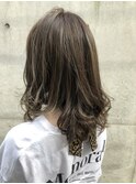 ハイトーンでも上品に☆グレージュ×ハイライト　西田大樹