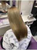 ミルクティーベージュ