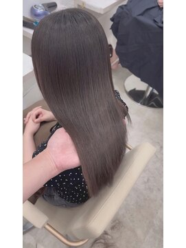 コア 梅田茶屋町店(Core) 髪質改善 艶髪 暗めカラー韓国風 前髪カット 小顔 梅田