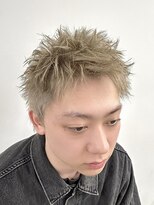 アンドワークス カシワ(&WORKS kashiwa)&nbsp;【攻めのスタイル】スパイキーショート × ブリーチカラー