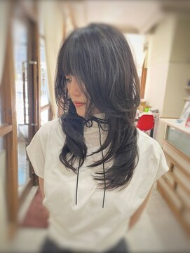 ベレッタ 松井山手店(veretta.) 定番スタイル・内巻きレイヤーカット