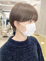 スー 自由が丘(suu)&nbsp;マッシュショート前髪長めハンサムショート黒髪ショート襟足短め