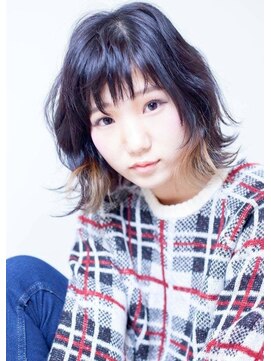 エール(a:le) 暗髪インナーカラー