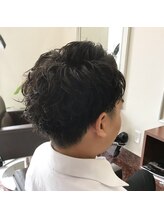 ビミーヘアー(BIMMY HAIR) パーマでつくる今どきスパイキー