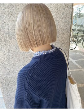 アミュー(amiu) ホワイトブロンドベージュ