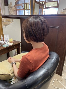 アドラーブル 女池店(adorable) 【丸みショート】【小顔】【20代30代40代】