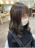 アッシュグレイ(耳野)