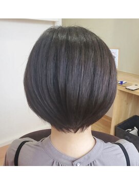 髪質改善美容室 エミ(emi) 人気のショートボブはお任せください♪