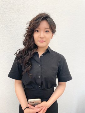 ペスコペスカ(PESCO PESCA) 巻き髪風パーマ