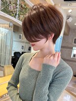 ロンド ストラーダ 心斎橋(Lond strada)&nbsp;ショート×ハイライト白髪ぼかし×マチルダボブ[心斎橋]