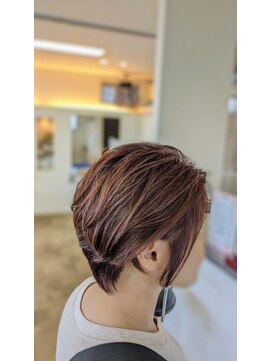 アサイラム(ASYLUM) ショートボブ